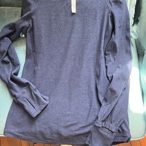 Lululemon long sleeve athletic top